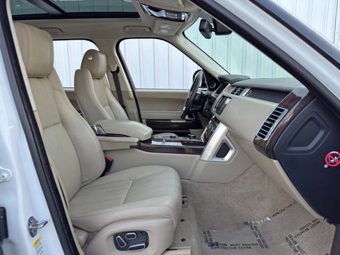 Used 2015 Land Rover Range Rover Supercharged image 15