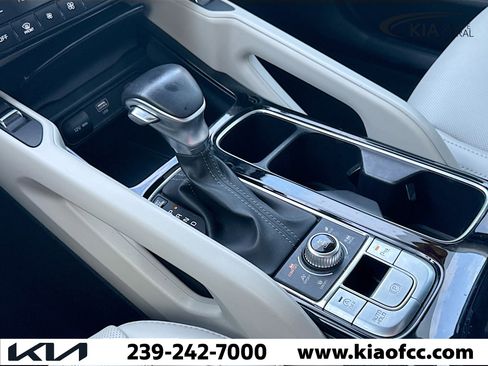 Certified 2024 Kia Telluride S w/ S Sunroof Package image 30