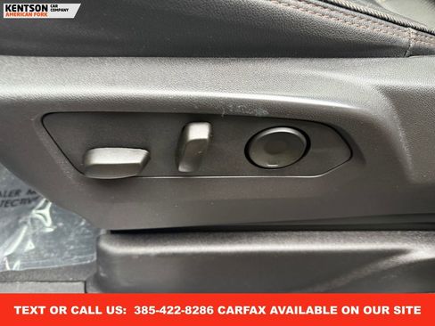 Used 2025 Chevrolet Suburban High Country image 35