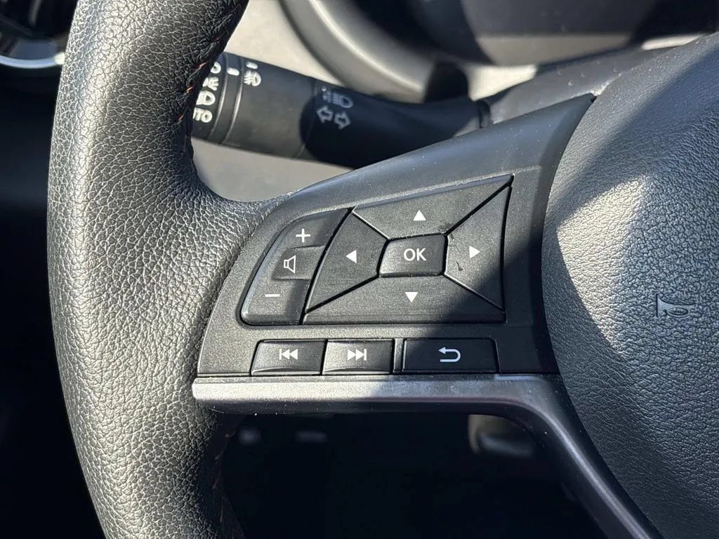 Used 2024 Nissan Kicks SR FWD image 26
