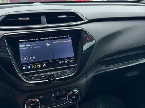 Used 2021 Chevrolet TrailBlazer RS w/ Sun and Liftgate Package AWD/4WD image 5