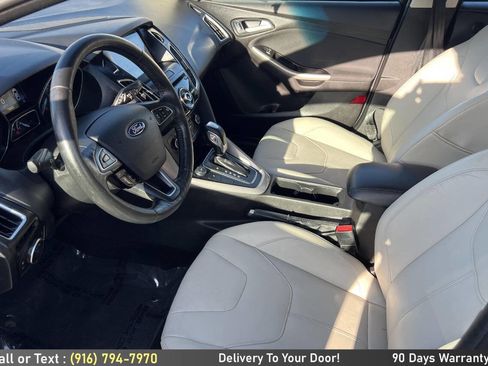 Used 2017 Ford Focus Titanium image 13