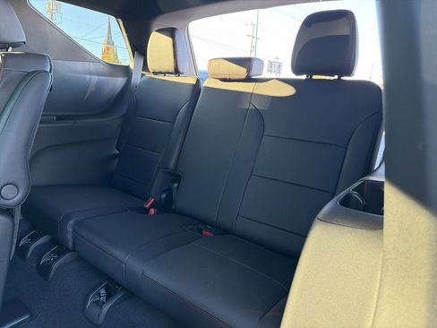 New 2026 Chevrolet Traverse Z71 w/ Enhanced Driving Package image 18