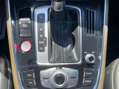 Used 2015 Audi SQ5 Premium Plus w/ Technology Package AWD/4WD image 26
