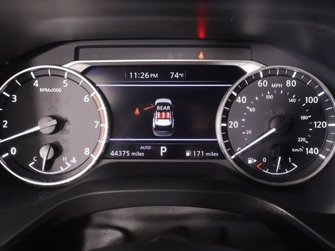 Used 2024 Nissan Rogue SV image 4