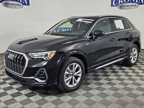 Used 2022 Audi Q3 2.0T Premium Plus w/ Premium Plus Package AWD/4WD image 36