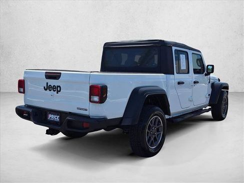 Used 2021 Jeep Gladiator Sport AWD/4WD image 5