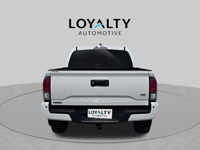 Used 2023 Toyota Tacoma TRD Sport w/ Technology Package AWD/4WD image 5