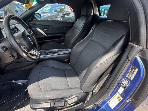 Used 2007 BMW Z4 3.0i RWD image 9
