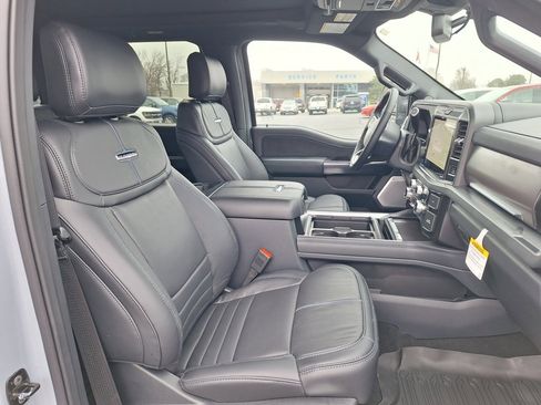 New 2026 Ford F250 Platinum image 19