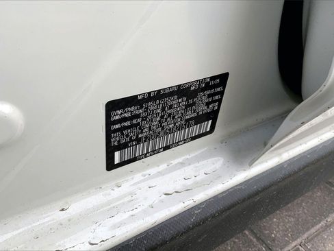 New 2026 Subaru Crosstrek 2.5i Limited w/ Crosstrek Mirror Package image 8