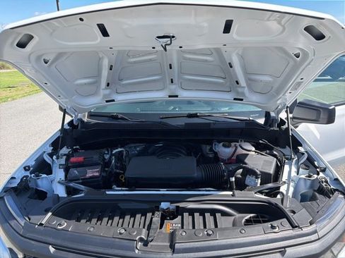 Used 2025 Chevrolet Silverado 1500 W/T image 19