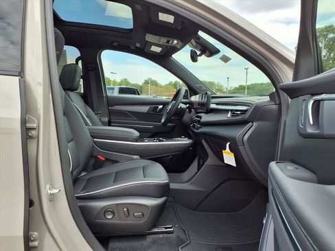 New 2026 Buick Enclave Sport Touring w/ Power Package image 22