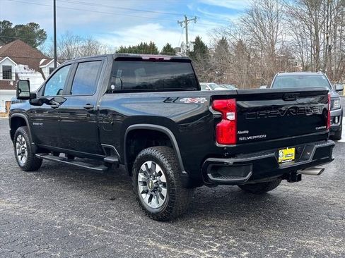 Used 2023 Chevrolet Silverado 2500 Custom w/ Custom Value Package image 24