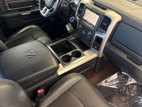 Used 2014 RAM 3500 Laramie RWD image 15