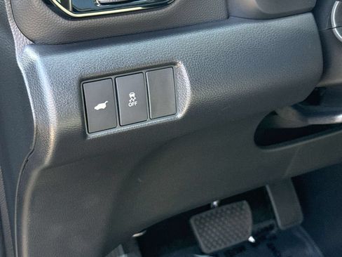 Used 2025 Honda Pilot Touring image 33