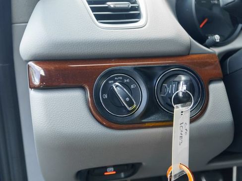 Certified 2016 Porsche Cayman RWD image 30