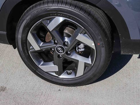 New 2026 Hyundai Venue SEL image 11