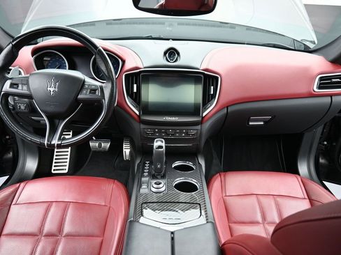 Used 2019 Maserati Ghibli S GranSport Q4 image 12