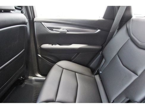 New 2026 Cadillac XT5 Luxury FWD image 12