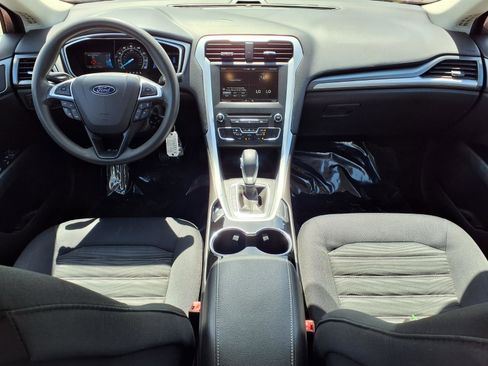 Used 2016 Ford Fusion SE FWD image 10