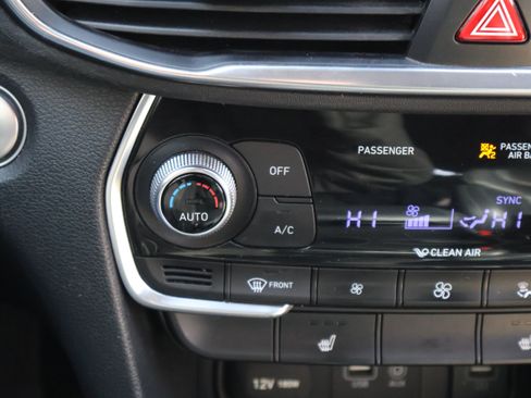 Used 2019 Hyundai Santa Fe Limited image 29