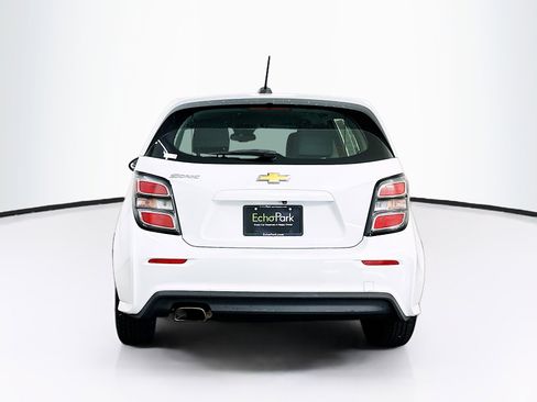 Used 2017 Chevrolet Sonic LT FWD image 7