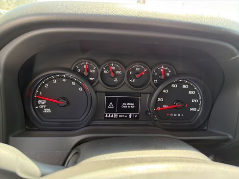 Used 2025 Chevrolet Silverado 1500 W/T w/ Trailering Package image 25