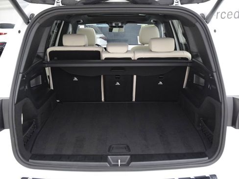 Used 2026 Mercedes-Benz GLB 250 image 29