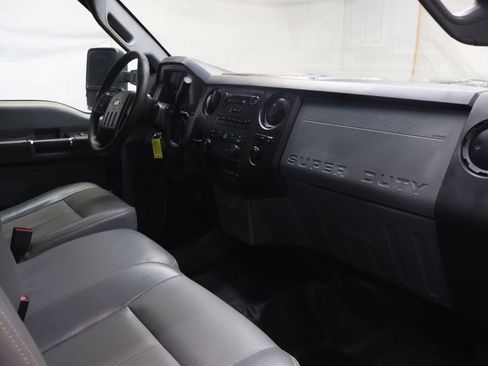Used 2015 Ford F550 XL image 10