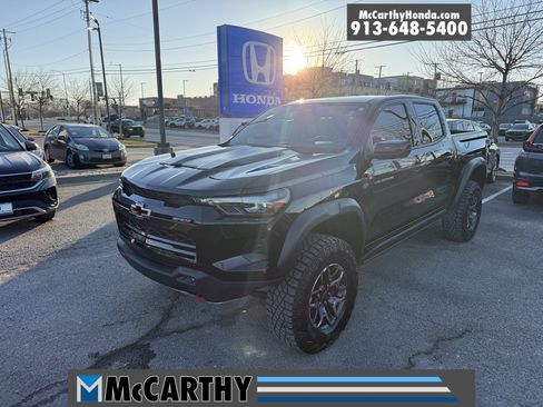Used 2024 Chevrolet Colorado ZR2 w/ Technology Package image 1