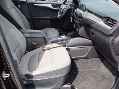 Used 2022 Ford Escape S FWD image 15