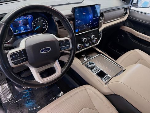Used 2023 Ford Expedition Max Limited image 7