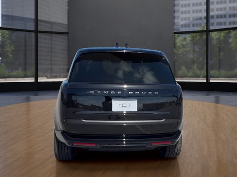 New 2026 Land Rover Range Rover Long Wheelbase SE AWD/4WD image 6