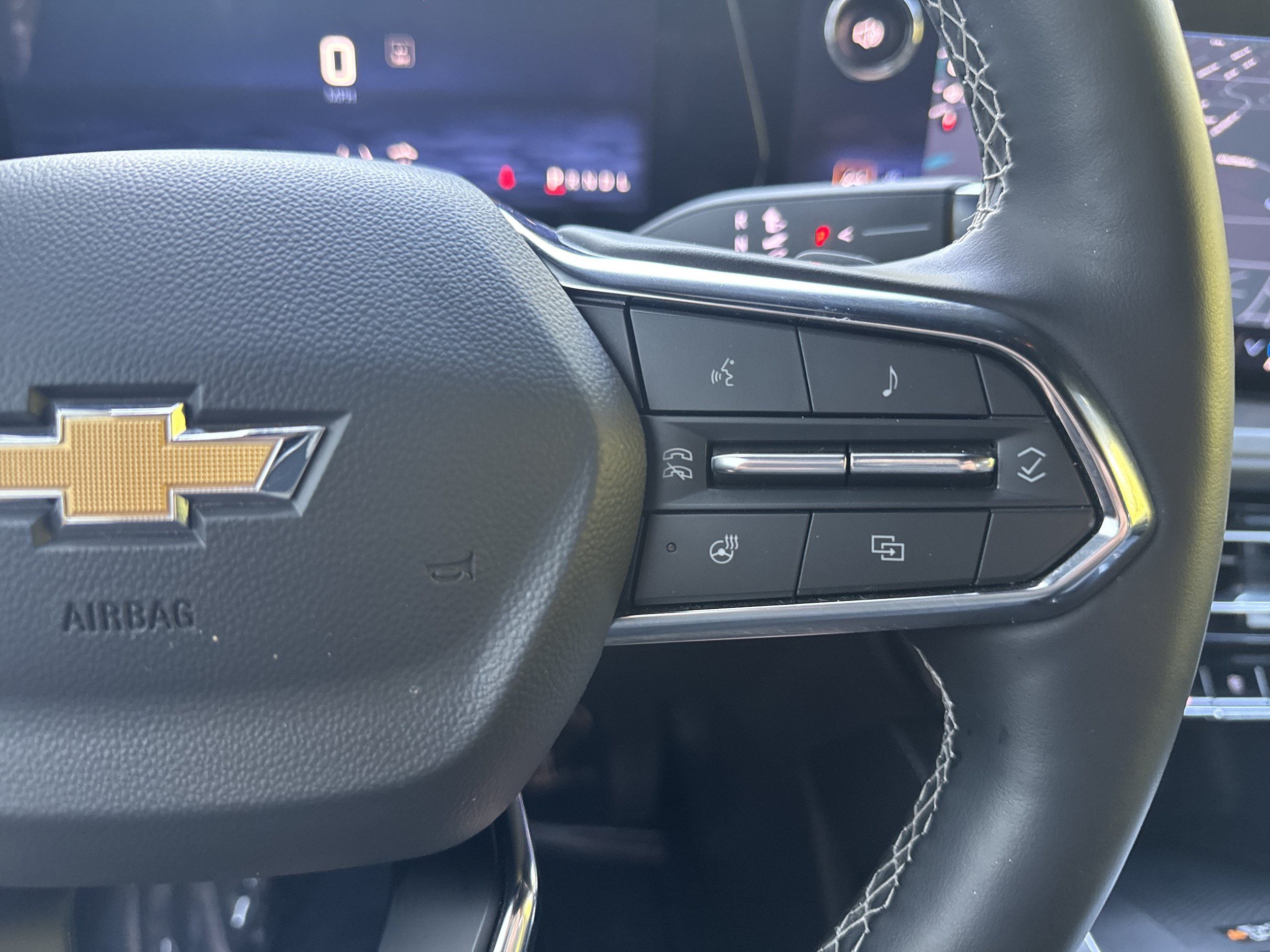 Used 2026 Chevrolet Traverse LT AWD/4WD image 27