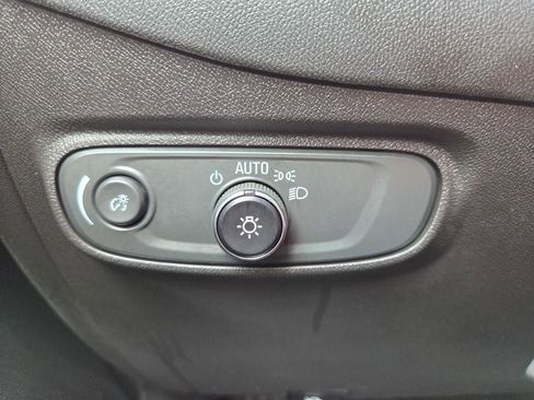 Used 2022 Chevrolet Equinox LT FWD image 29