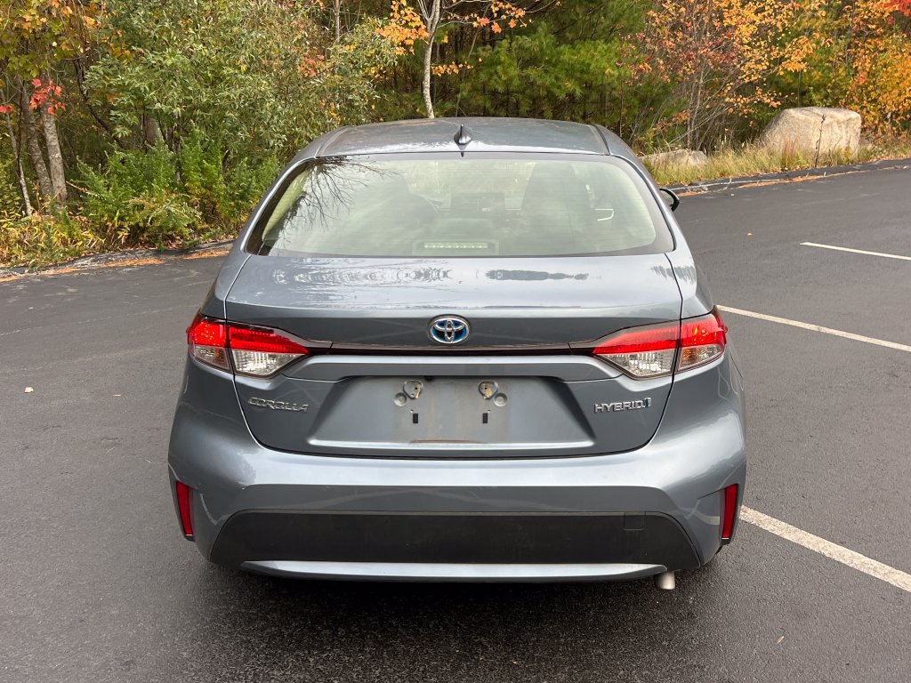 Used 2022 Toyota Corolla LE FWD image 30
