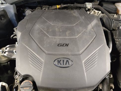 Used 2020 Kia Telluride S w/ S 8 Passenger Seating Package FWD image 30