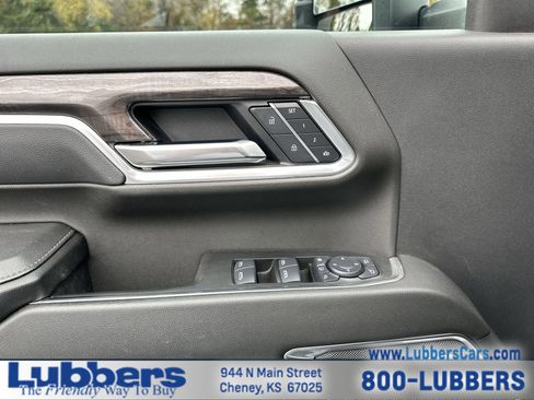 Used 2025 Chevrolet Silverado 2500 LTZ w/ LTZ Convenience Package image 13
