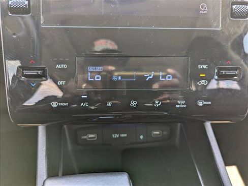 Used 2022 Hyundai Tucson SEL w/ Convenience Package FWD image 19