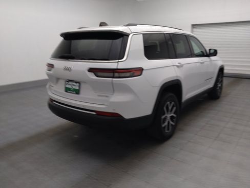 Used 2023 Jeep Grand Cherokee L Limited AWD/4WD image 9