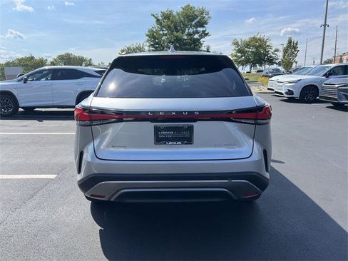 Certified 2024 Lexus RX 350 AWD w/ Convenience Package image 4