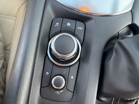 Used 2019 FIAT 124 Spider Lusso image 35