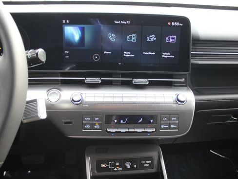 Used 2026 Hyundai Kona SEL Premium AWD/4WD image 9