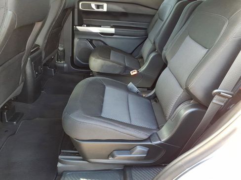Certified 2023 Ford Explorer XLT image 15