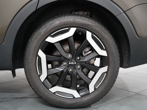 Used 2025 Kia Telluride S AWD/4WD image 35
