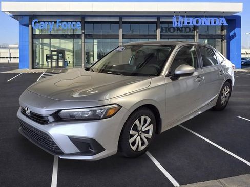 Used 2024 Honda Civic LX image 4