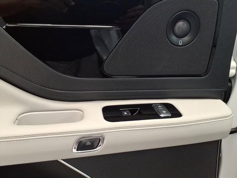 New 2025 Lincoln Aviator Reserve w/ Illumination Package AWD/4WD image 14