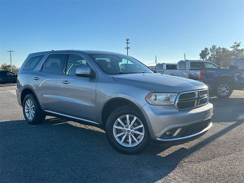 Used 2019 Dodge Durango SXT w/ 3rd Row Seating Group image 1