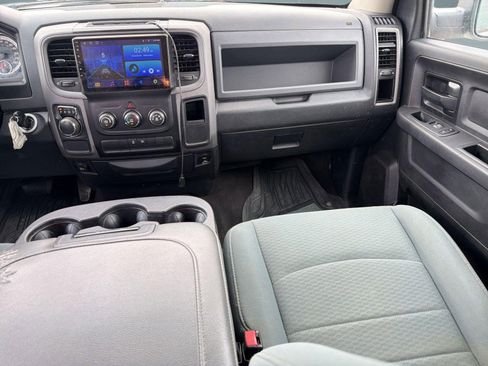 Used 2017 RAM 1500 Express w/ Express Value Package image 25